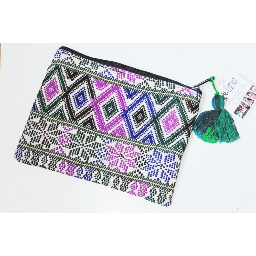 🎄2 for $35🎄MAKE AN OFFER🔴POUCH WALLET PURSE